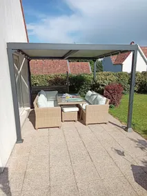 Quiet, close to the beach with outdoor jacuzzi. - Image 3