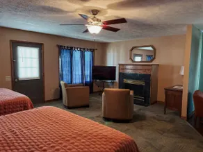 Superior Suite w/ Full Kitchen on the Bluff - Image 4