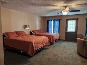 Superior Suite w/ Full Kitchen on the Bluff - Image 2