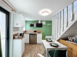 Downtown duplex - Image 4
