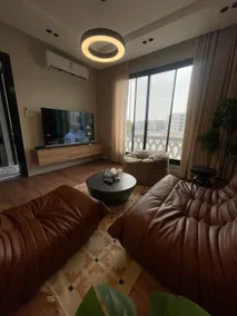 Spacious apartment with a special location and self income - Image 2