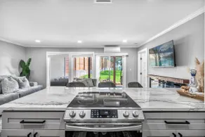 Renovated Luxurious Lake View Getaway - Image 2