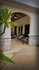 Peacock Pool House - Image 4