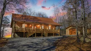 Brow Bella | Mt Views, Hot Tub & Porch - Image 2