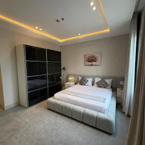 Apartment with entertainment facilities - Image 5