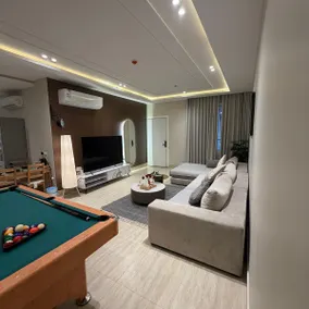 Apartment with entertainment facilities - Image 3