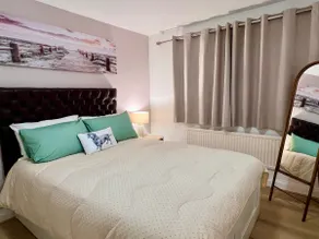 Bibis Home - Hertford - Image 2