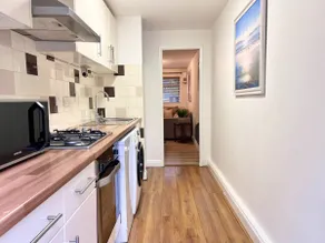 Bibis Home - Hertford - Image 3