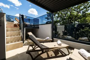 Villa with ROOFTOP POOL Quercus - Image 3