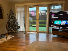 Quiet beautiful home - Image 2