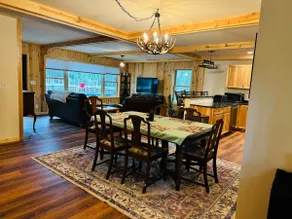 Brand New Cottage in Downtown ER, Pets Welcome - Image 4