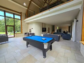 Luxury Villa: Heated Pool & Nature - Image 2