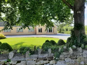 Fort Lodge - Image 3