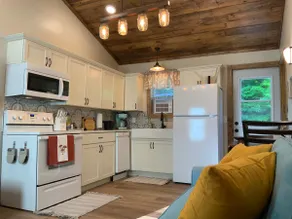 Cozy Country Farmhouse - Image 2
