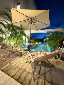 Beautiful Mediterranean-style vacation home - Image 2