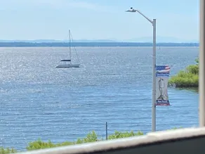 Lake View, Apt 1 - Image 3