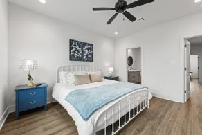 Cajun French House•KING Beds•Garage•Luxe Amenities - Image 2
