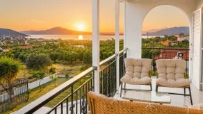 Villa Aelia Luxury Maisonette - Image 3
