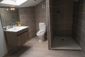 The Tower House: Kevin & Lucie's unique triplex - Image 5
