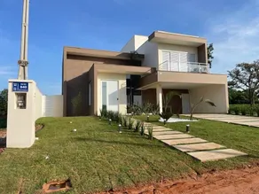 Casa Aurora, 940 - Image 2