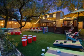 Cowboy Pool • Huge Yard • Near SoCo • Sleeps 16 - Image 2