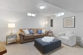 Cozy Severance Duplex - Image 2