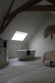 Stylish home with parking near Ghent & Brussels - Image 3