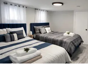 Spacious 2BR Apt w/ Free Parking • Easy NYC Access - Image 5