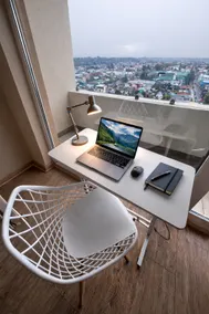 Central apartment with a beautiful view - Image 4