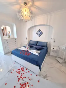 Vista mare & jacuzzi – Amalfi House Marlidia - Image 3