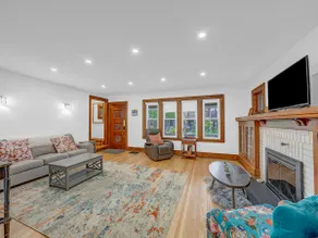 Historic Victoria Avenue Retreat - Windsor Ontario - Image 3
