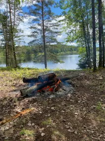 Log cabin with canoe on the waterfront! - Image 4