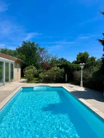 Quiet cozy apartment, air conditioning, swimming pool - Image 2