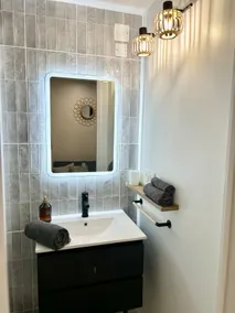 Quiet cozy apartment, air conditioning, swimming pool - Image 5