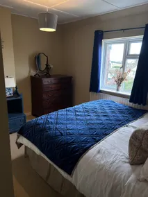 King Arthur's Rest House, Hot Tub & Garden Sleeps 10 - Image 2