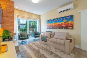 Charming Apartment with Fireplace, Swimming Pool and Jacuzzi - Image 2