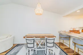 Stylish 2BR | Pet Friendly | Aiken Towne Park - Image 4