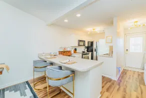 Stylish 2BR | Pet Friendly | Aiken Towne Park - Image 5