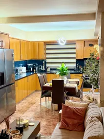 Apartment by the Airport - Image 2