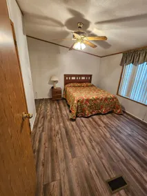 House in Lakeview - Image 3