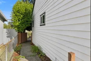 Cozy 1BR Suite 2 Queen Beds Near SeaTac - Image 3
