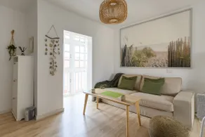 Magnificent apartment. Central. - Image 4
