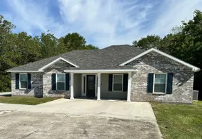 Cozy Home in Church Point - Image 5