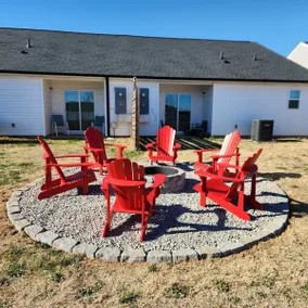 Sunny & Modern, Pet-Friendly, Firepit+Backyard - Image 3