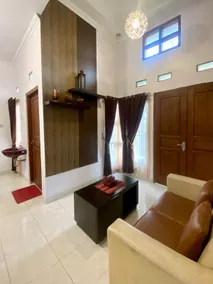 Ricefield Guest House South Terrace (House #1) - Image 2