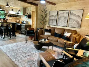 Secluded Mountain Cabin w/Pond•Fenced yards•Pets - Image 3