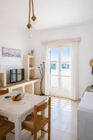 Sunset Getaway Aliki Paros - Image 3