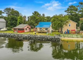 Waterfront Retreat | Sunset Views (Pet friendly) - Image 3