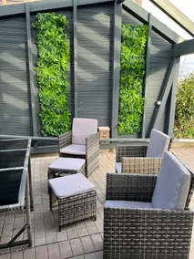 Modern 90 m² Apartment & Outdoor seating area - Image 5