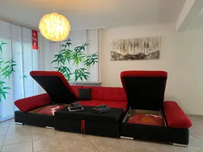 Modern 90 m² Apartment & Outdoor seating area - Image 2